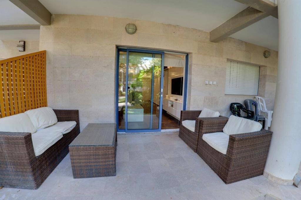 Royal Park Eilat Apartments Buitenkant foto