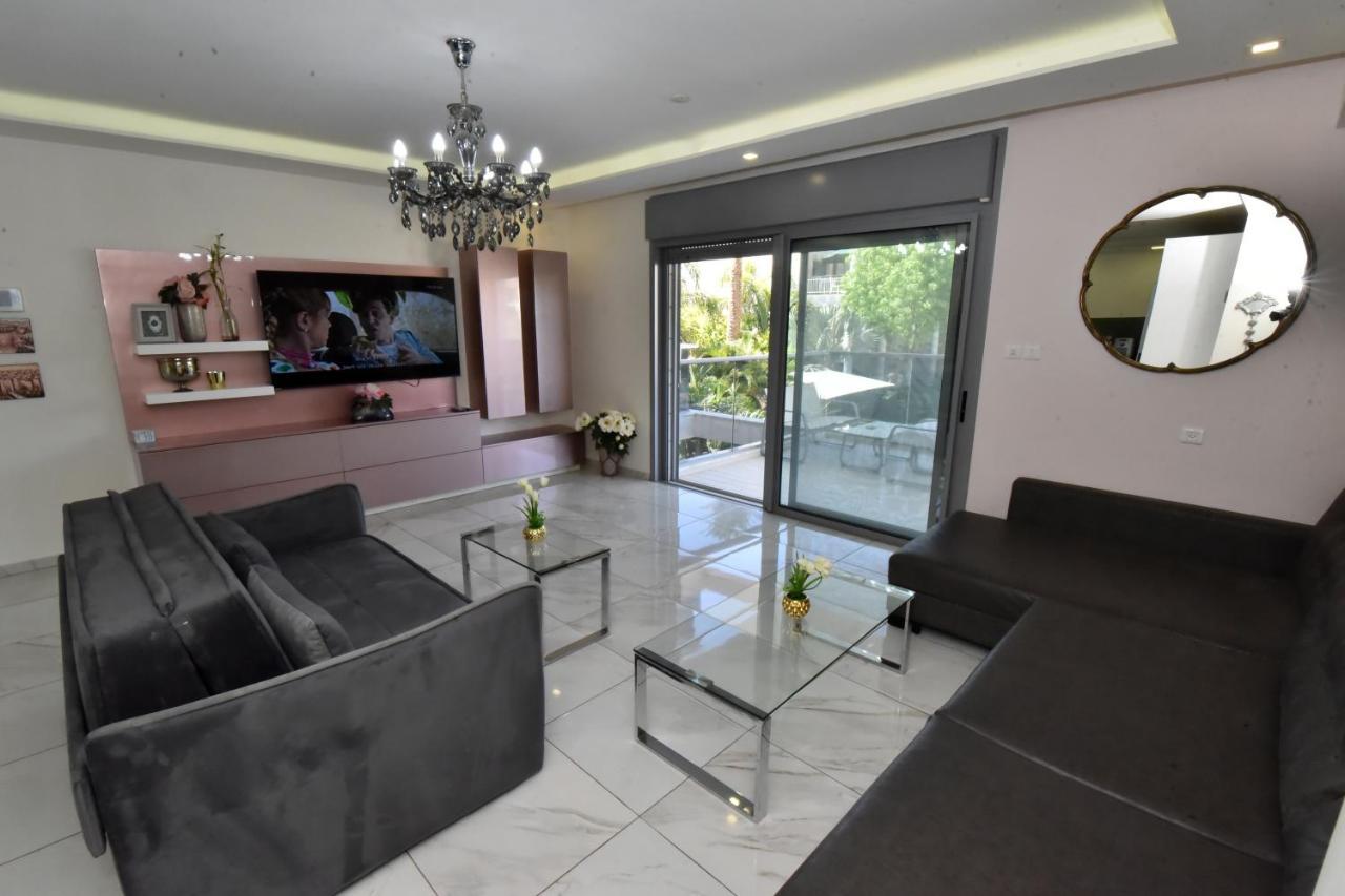 Royal Park Eilat Apartments Buitenkant foto