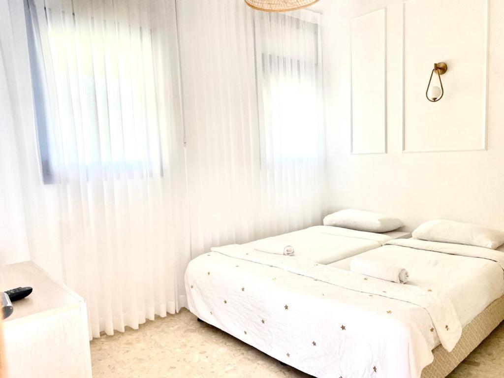 Royal Park Eilat Apartments Buitenkant foto